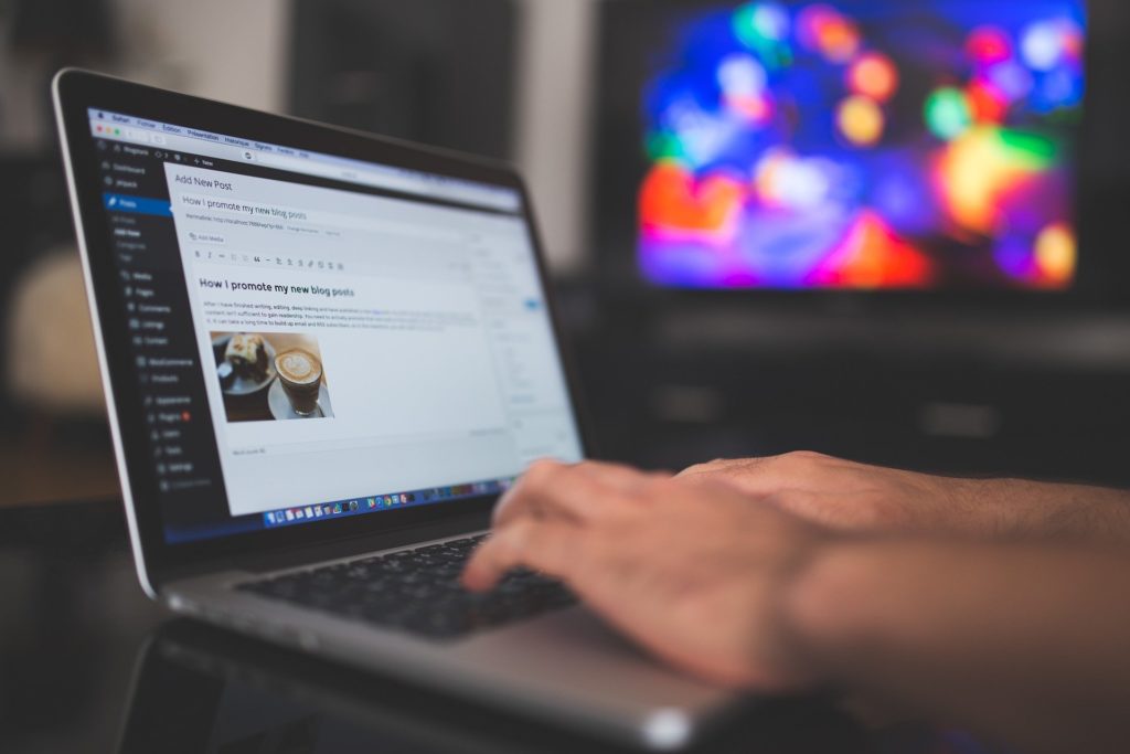 wordpress-923188_1920-1024x683-1 start a gaming blog